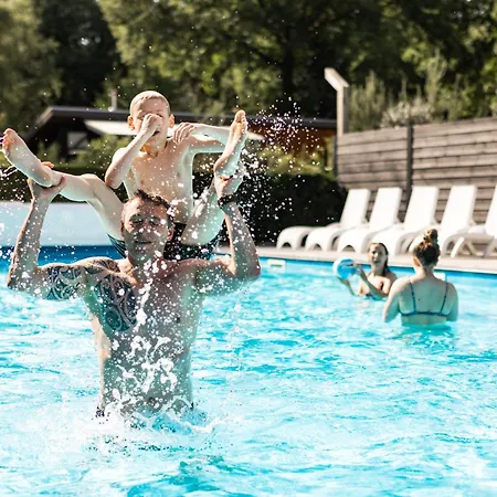 Met Hottub | 4 Personen