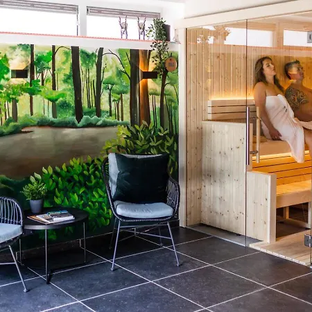 Met Hottub | 4 Personen