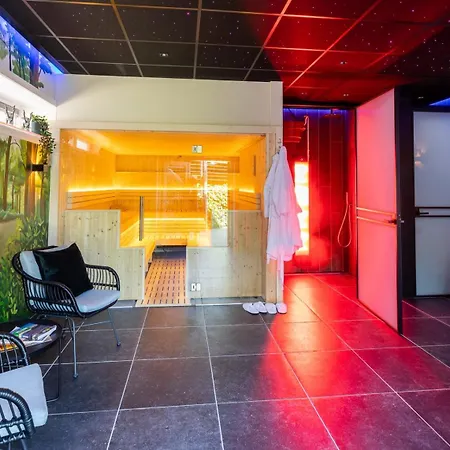 Met Hottub | 4 Personen Villa *