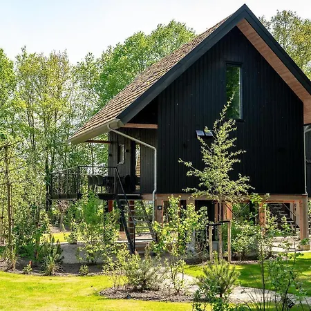 Met Hottub | 4 Personen - Valley Villa Wekerom